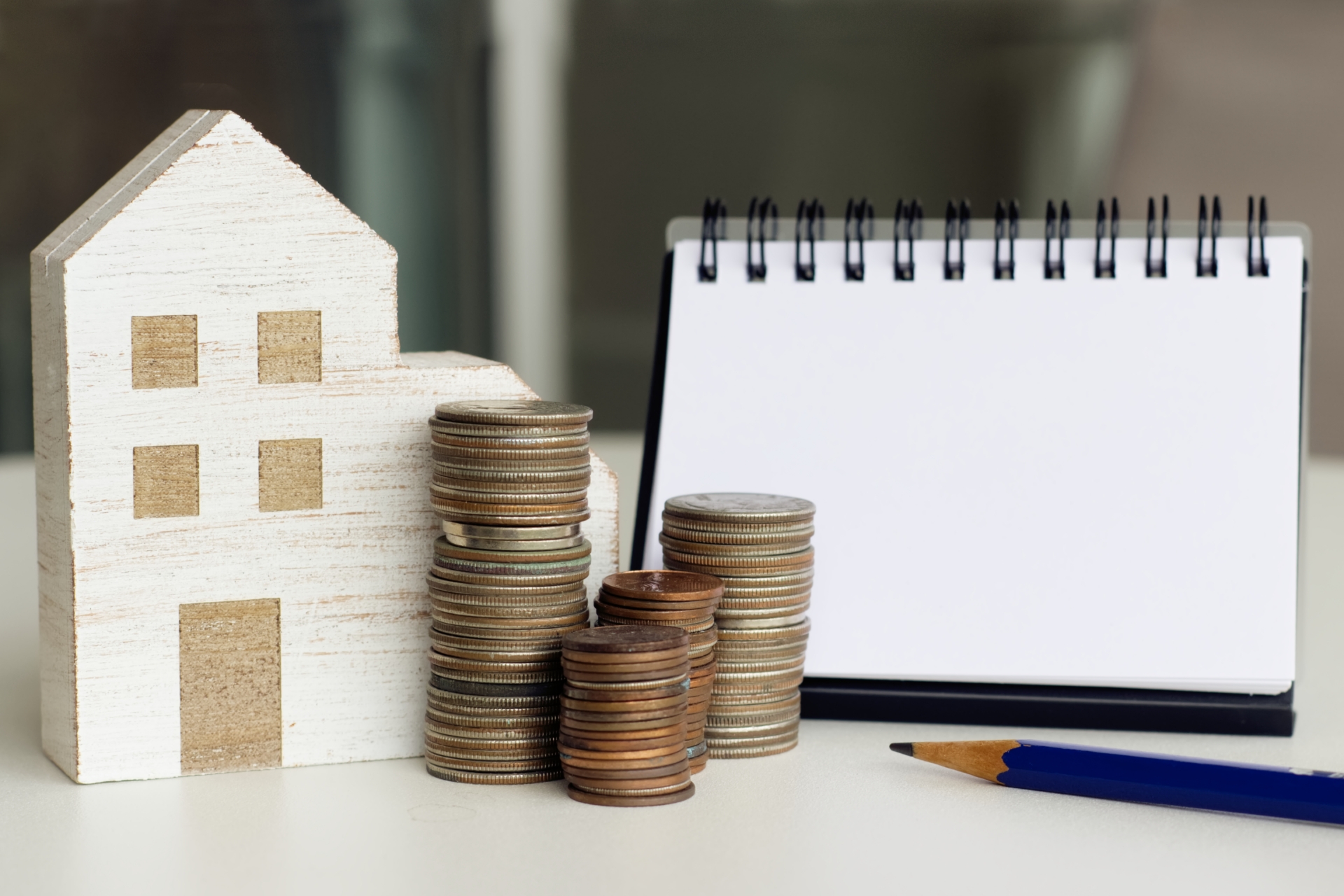 積み上がった硬貨