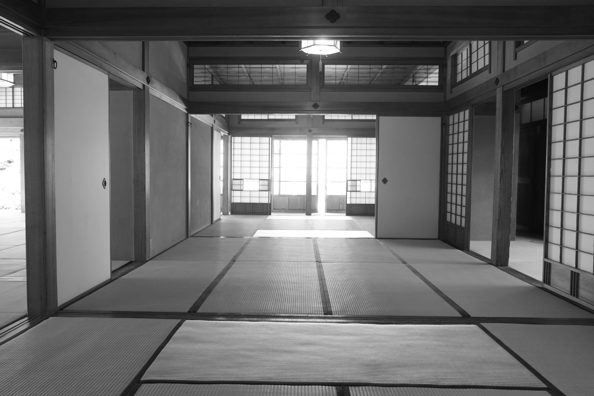 白黒の和室