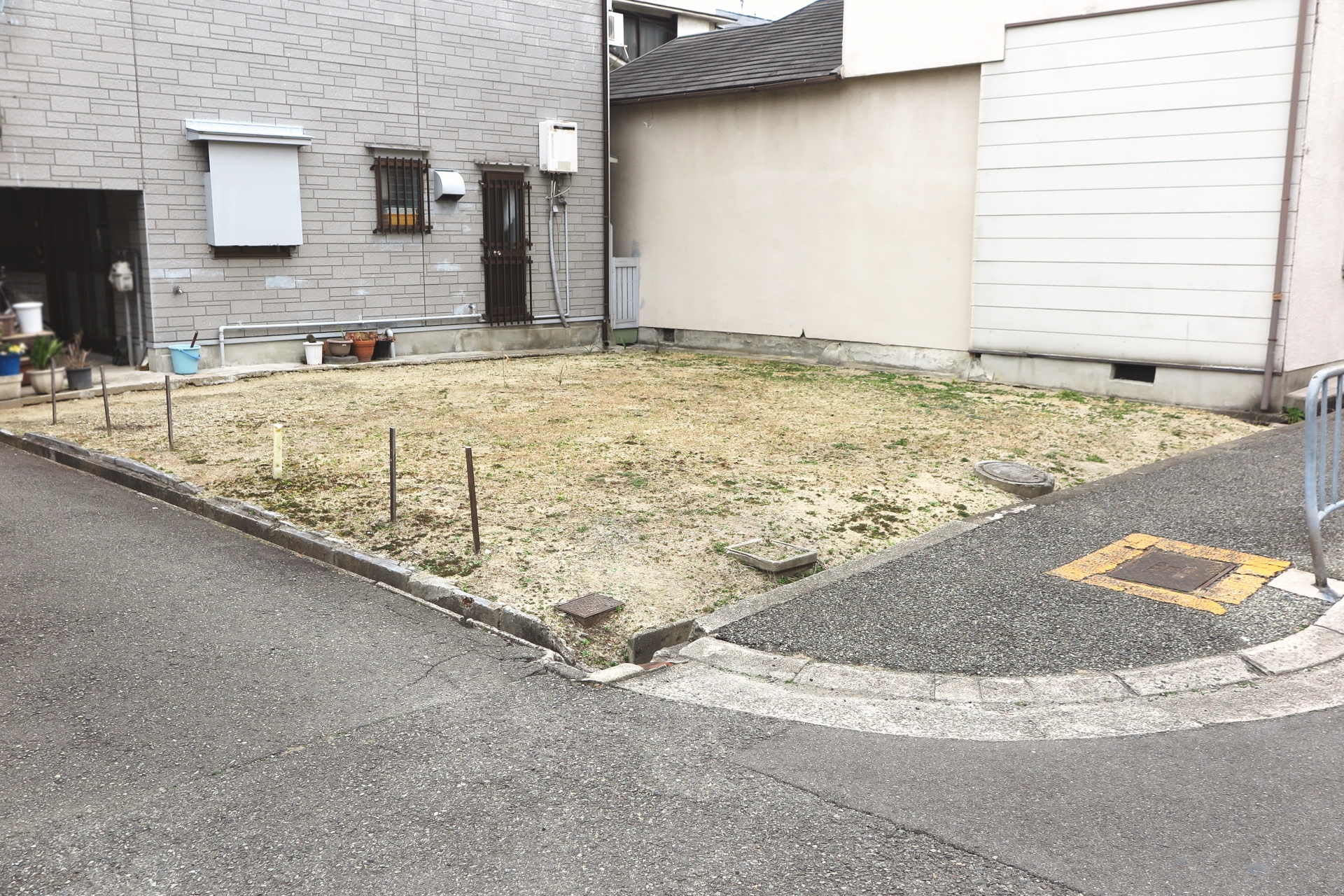 角地の更地